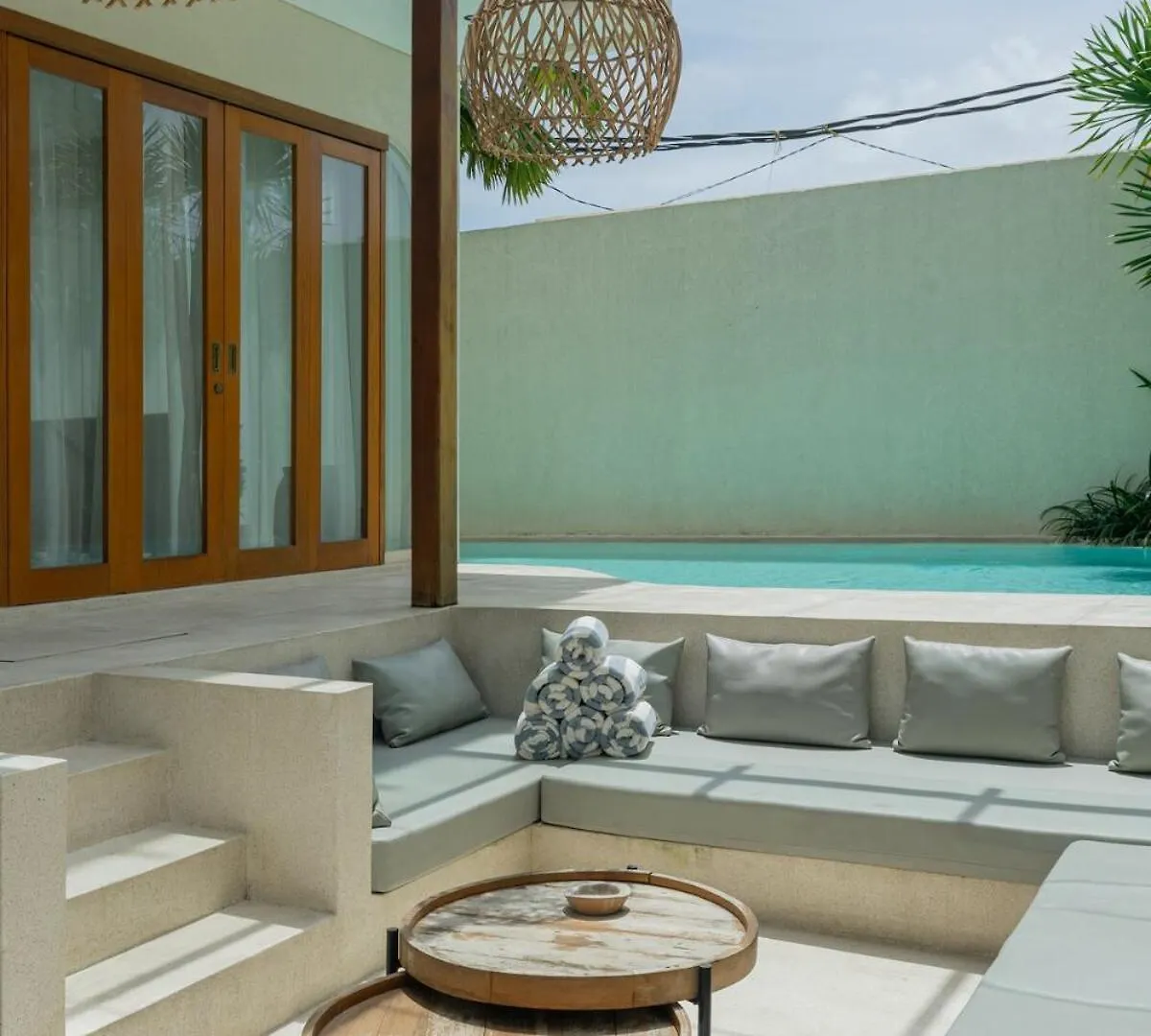 Villa Agua Dream Canggu Hideaway  Canggu (Bali)