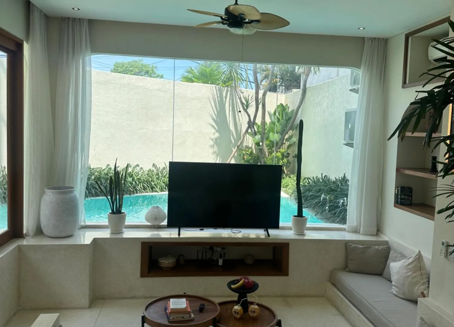 Villa Agua Dream Canggu Hideaway Indonesia